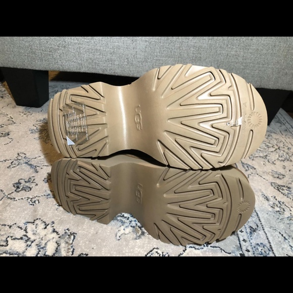 UGG Classic New Heights Genuine Shearling Cuffable Boot - Picture 12 of 12